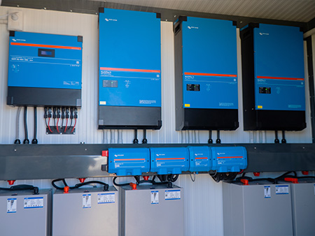 Sistema de Riego Solar Autónomo